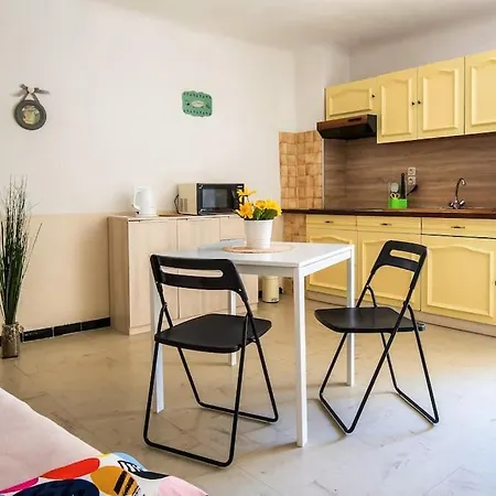 Apartment Le Tournesol Des Arenes Wifi Arles